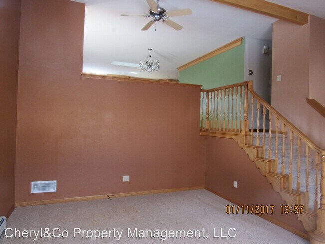 Building Photo - 3 br, 2.5 bath House - 12 Sunrise Court