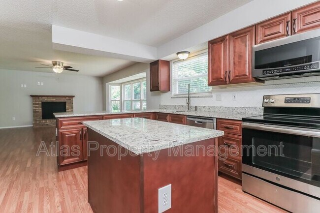 Building Photo - 1826 Basket Oak Dr