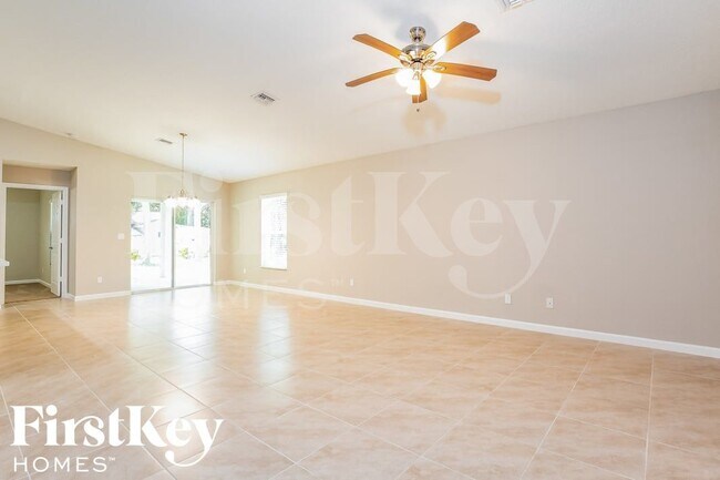 Foto del edificio - 1148 SW Ackard Ave