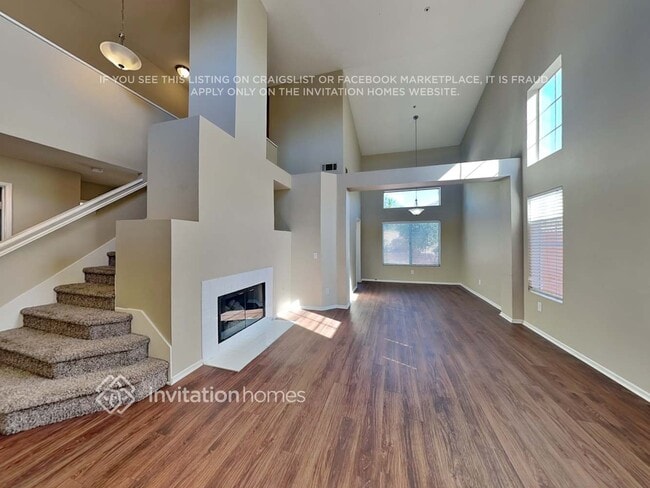 Foto del edificio - 8049 Streamside Ct