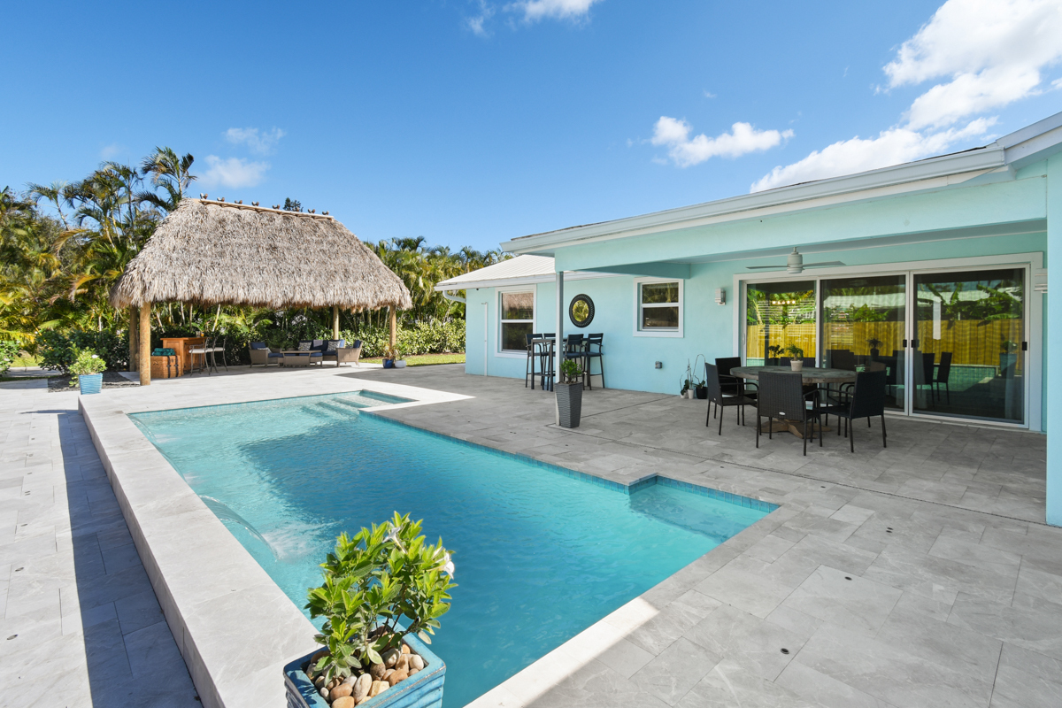 new pool with water feature - 4835 Bimini Rd