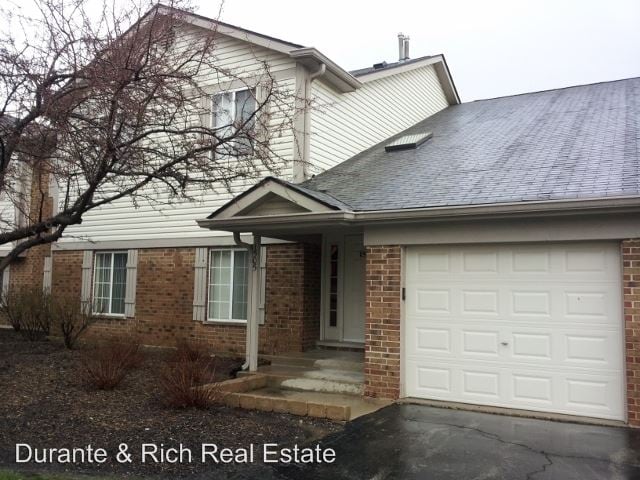 Primary Photo - 1505 Mercury Dr