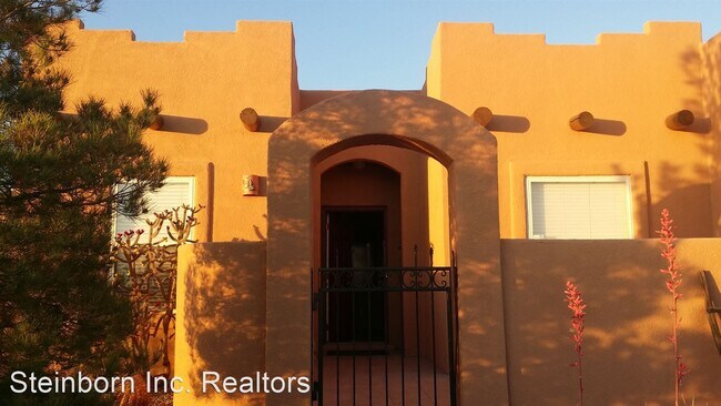 Foto del edificio - 3 br, 2 bath House - 5125 Rock House Rd.