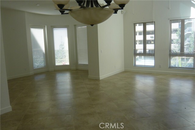 Building Photo - 29 Vantis Dr