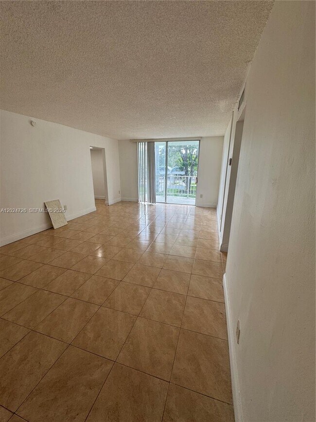 Building Photo - 486 NW 165th St