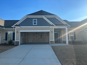 Building Photo - 934 Manitou Cir