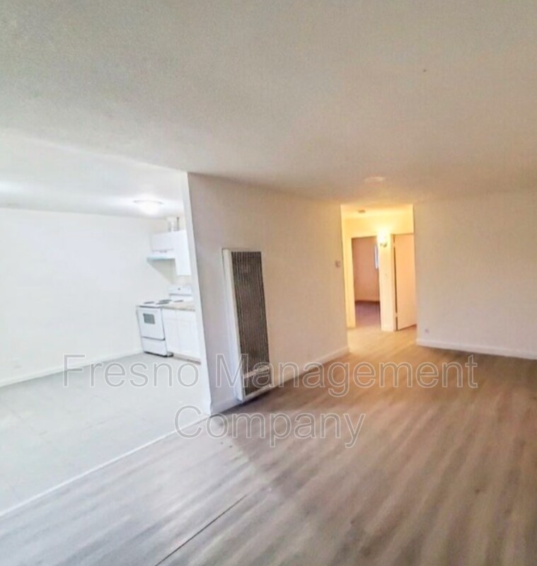 441 S Dearing Ave Unit N, Fresno, CA 93702 Condo for Rent in Fresno