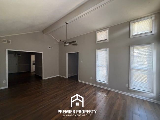 Photo - Charming 3BR/2BA Bartlett Area Home | Vaulted Ceilings, Fireplace & Stainless Steel Stove