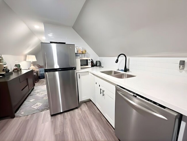 Photo du bâtiment - 68 Smith Ave