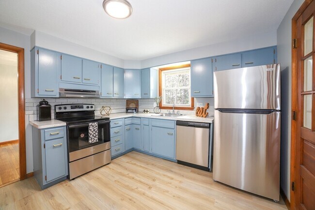 Foto del edificio - 622 Shrewsbury St