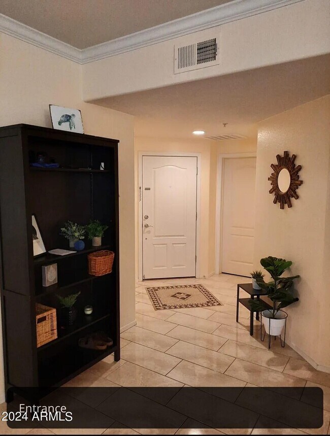 Foto del edificio - 295 Rural Rd