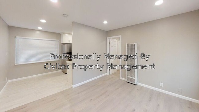 Building Photo - GORGEOUS 1 Bd./1Ba. apartment available NOW