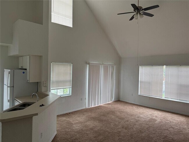 Building Photo - 10588 Windsor Lake Ct