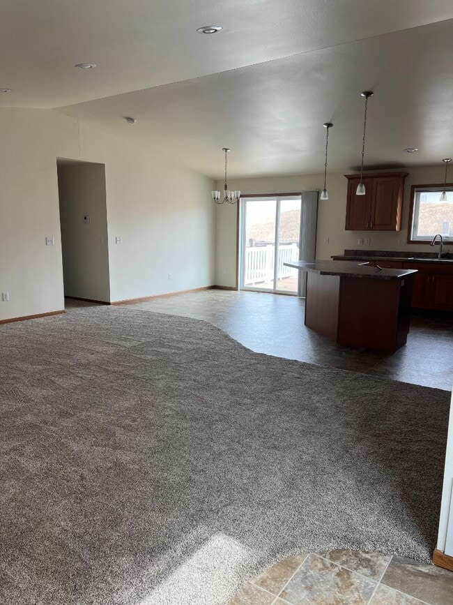 Building Photo - 1019 N 33rd St