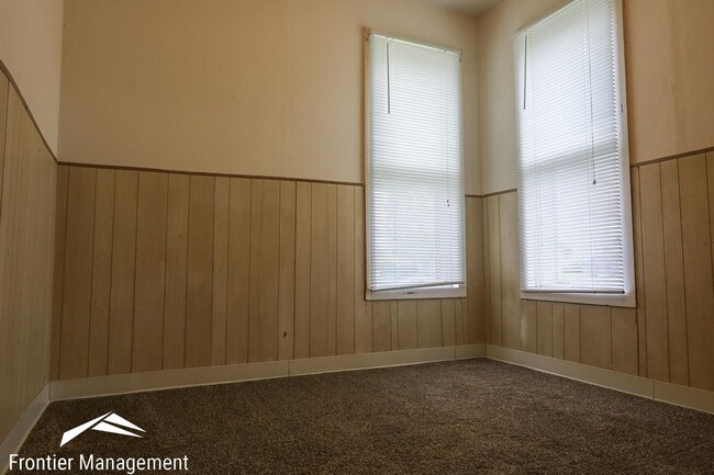 Foto del edificio - Charming Home  in a Quiet Community!