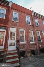 Building Photo - 832 Mercer St