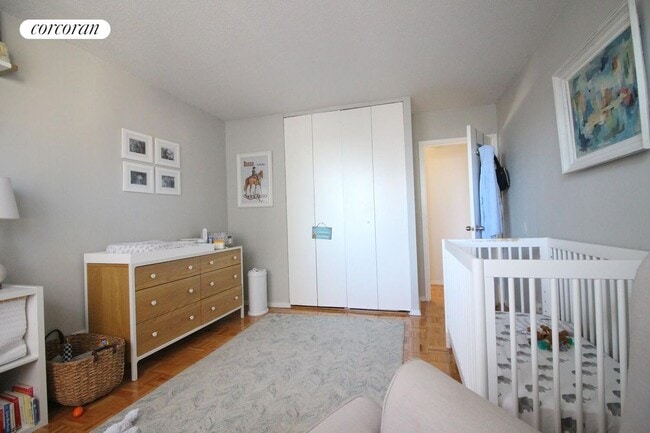 Foto del edificio - 401 2nd Ave