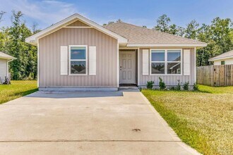 Building Photo - 6323 June Bug Dr