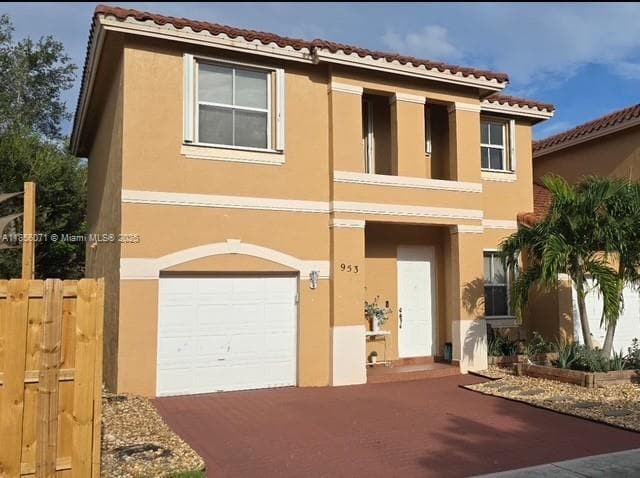 Foto principal - 953 NW 135th Ave
