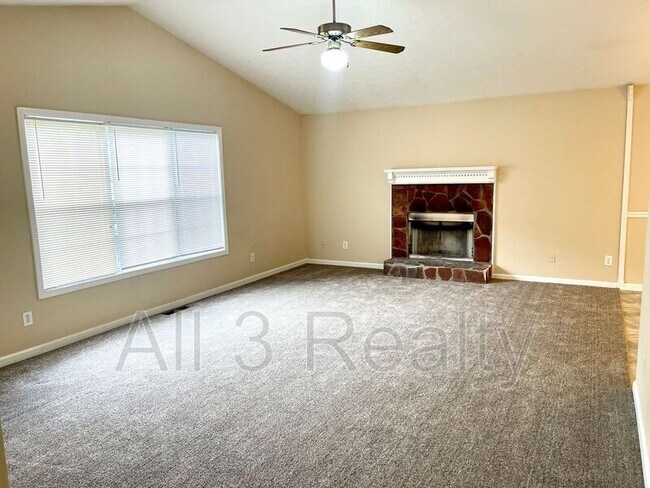 Foto del edificio - 5614 Ryan Way
