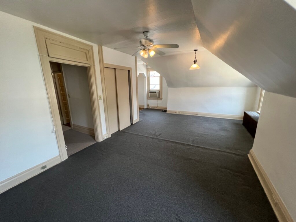 706 Maryland Ave Unit 3, Pittsburgh, PA 15232 Apartments in