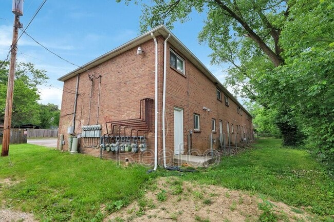 Building Photo - 2850 Baughman Ave