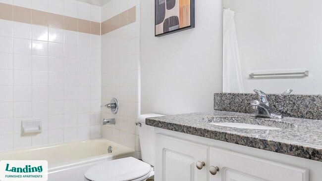 Building Photo - 2000 Monroe Pl NE