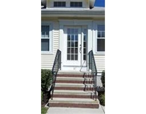 Foto del edificio - 87 Cabot Ave