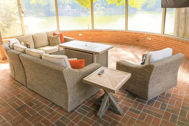 Foto del edificio - 11940 Springpoint Ln