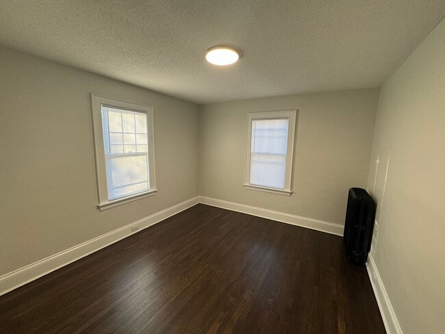 Foto del edificio - 2 Bedroom West Hartford