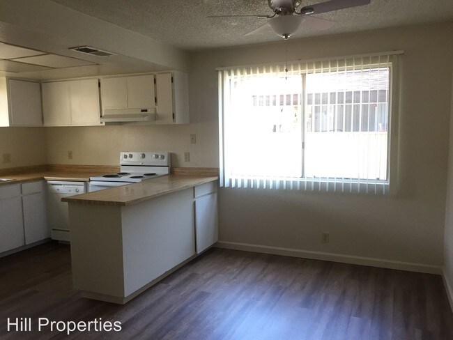 Foto del edificio - 1501 N Cherry St