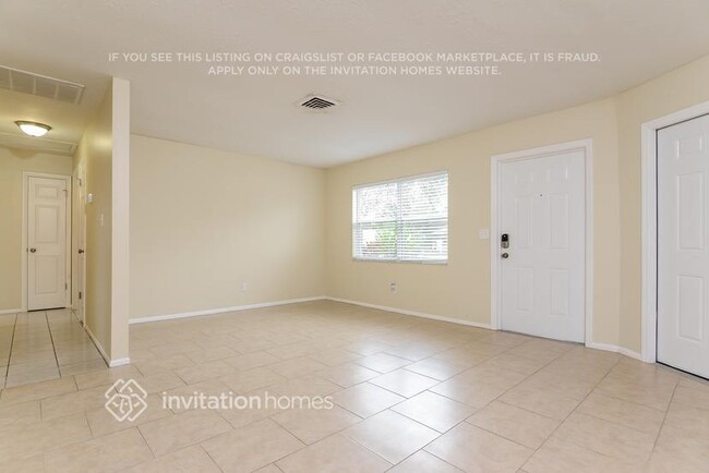 Foto del edificio - 14775 Mockingbird Ln E