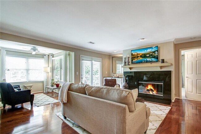 Foto del edificio - 1538 Chantilly Dr NE