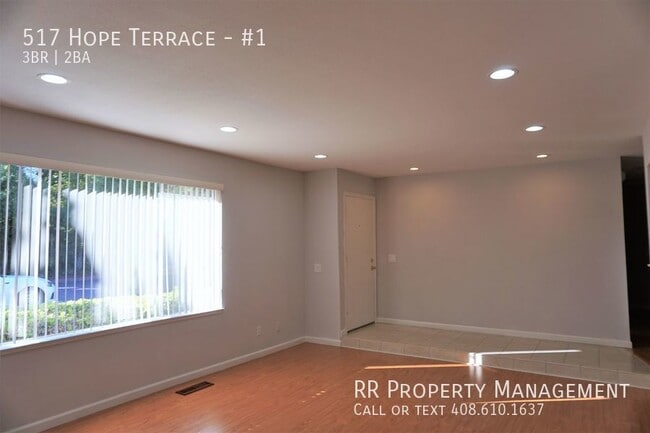 Building Photo - 517 Hope Terrace