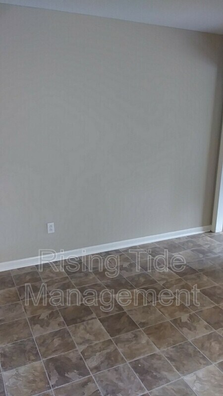 Building Photo - 1116 Redwol Dr