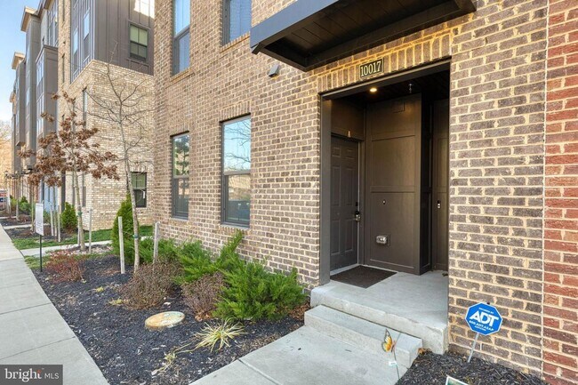 Photo - Live in the highly coveted community of Pa... House