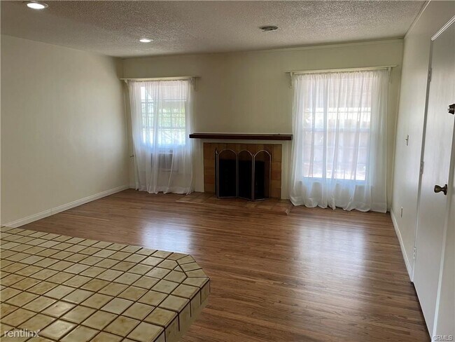 Building Photo - 3 br, 3 bath House - 1343 N Merona St