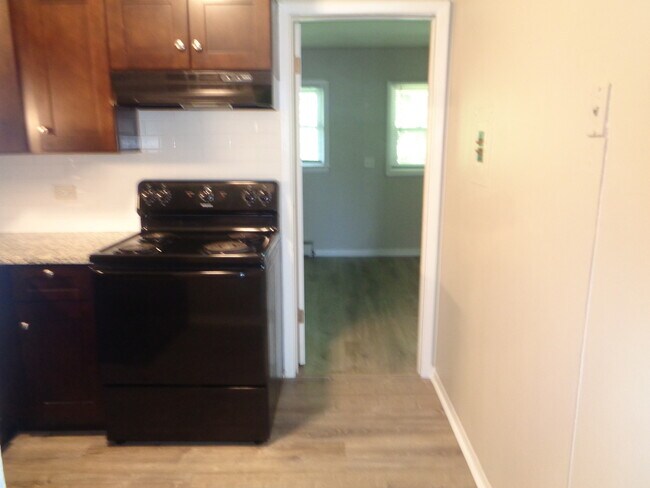 Foto del edificio - 1340 N Main St