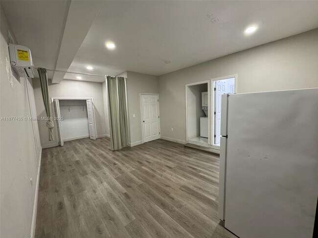 Foto del edificio - 1500 SW 152nd Pl