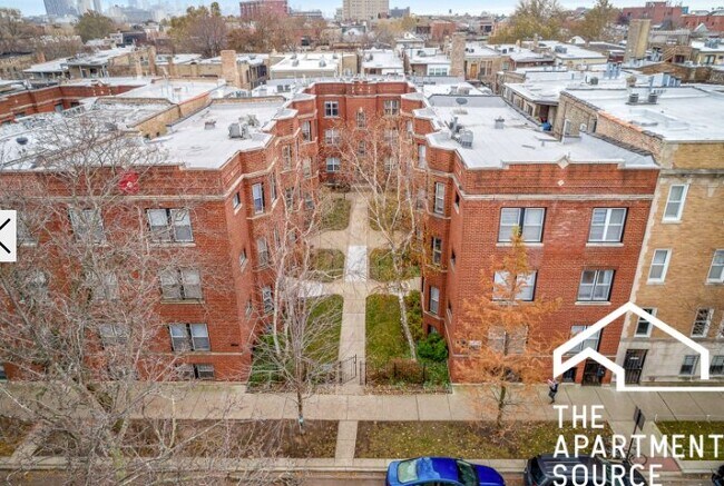 Photo - 855 W Cornelia Ave Apartment