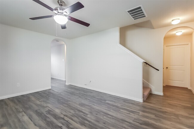 Foto del edificio - 24502 Volta Gardens Ct