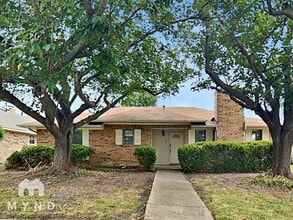 Building Photo - 405 Stoneybrook Dr