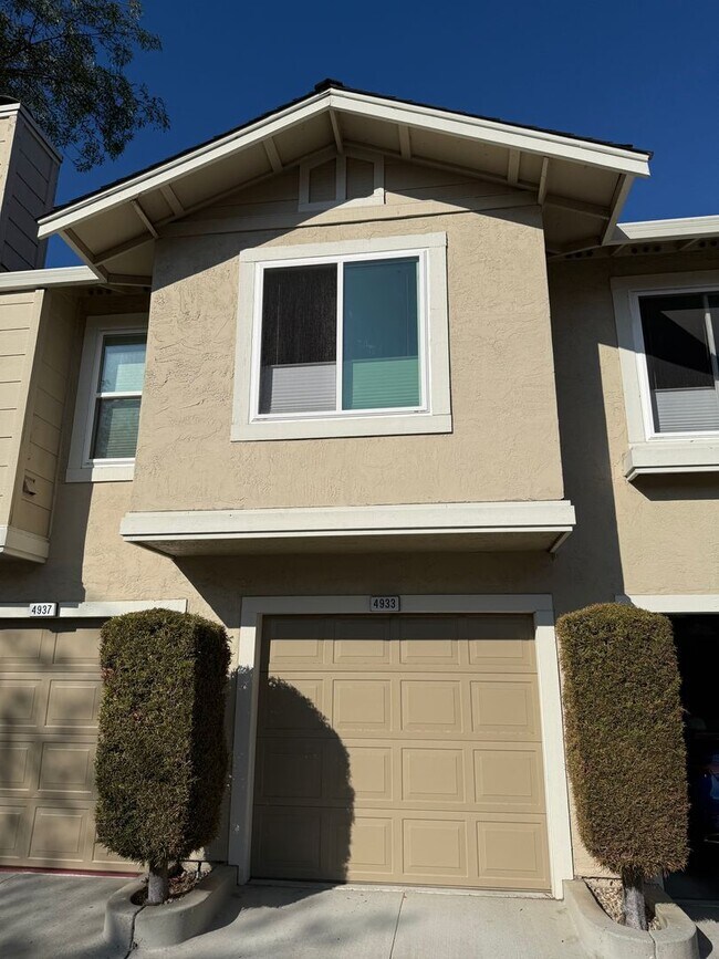 Foto del edificio - 4933 Conway Terrace