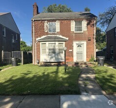 Building Photo - 18436 Lindsay St