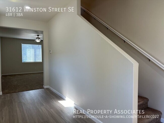 Building Photo - 31612 Winston St SE