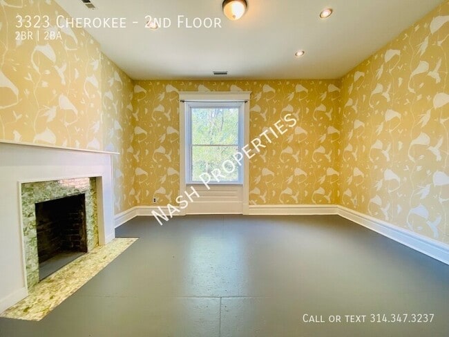 Building Photo - 3323 Cherokee-2nd Floor