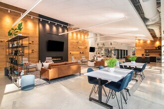 Community Center - Ramblewood Apartments