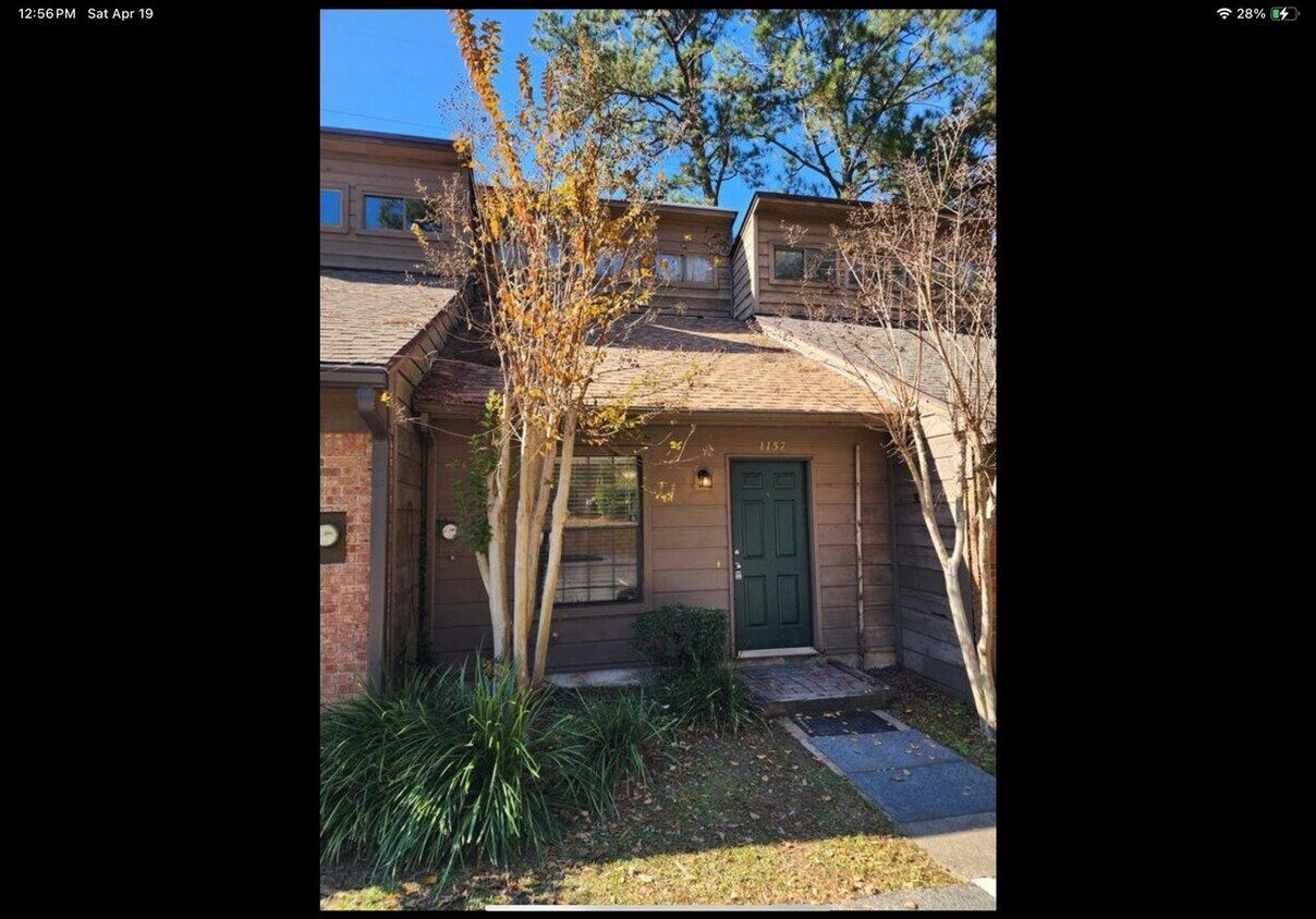 Foto principal - Charming 2BR Townhome in Tallahassee near ...