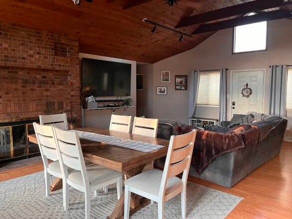 Foto del edificio - 2315 Fairway Ln