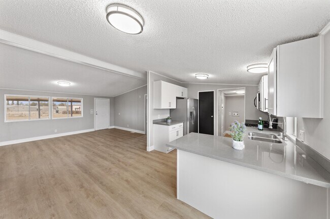 Foto del edificio - 5690 Manse Rd